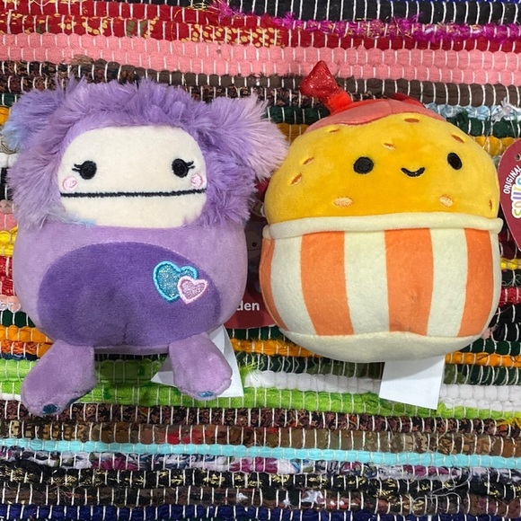 Squishmellow Nestor the Nugget and Eden the Bigfoot